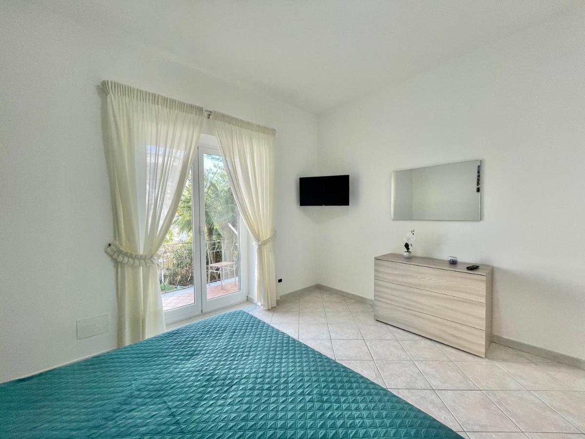 Casa Vacanze Mariafrancesca ايسكيا المظهر الخارجي الصورة