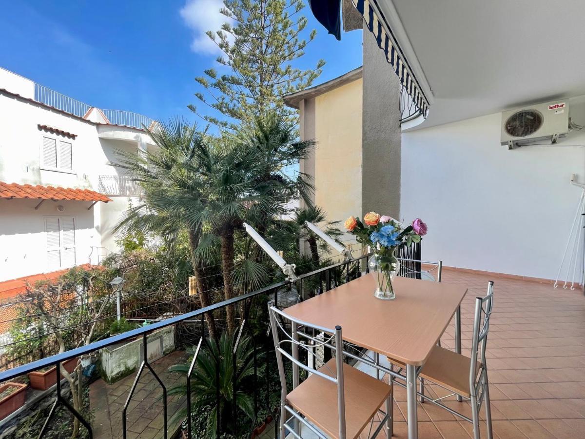 Casa Vacanze Mariafrancesca ايسكيا المظهر الخارجي الصورة
